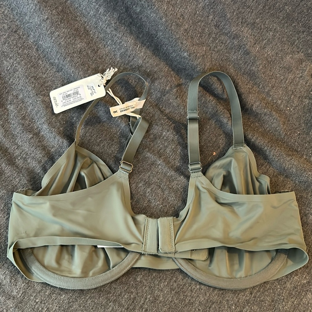 Full coverage bra - Picture 2 of 6